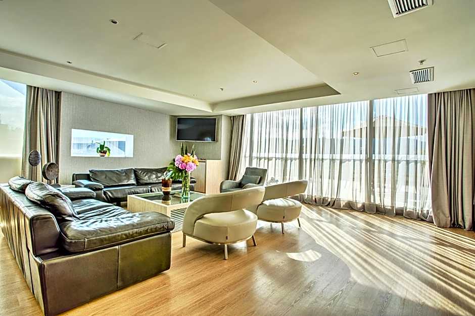 Hotel San Fernando Plaza