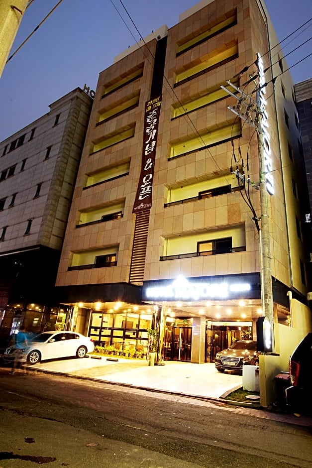 Major Hotel 2