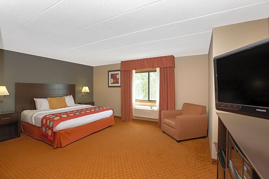 AmericInn by Wyndham Coralville