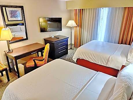 2 Double Premium Lounge Access