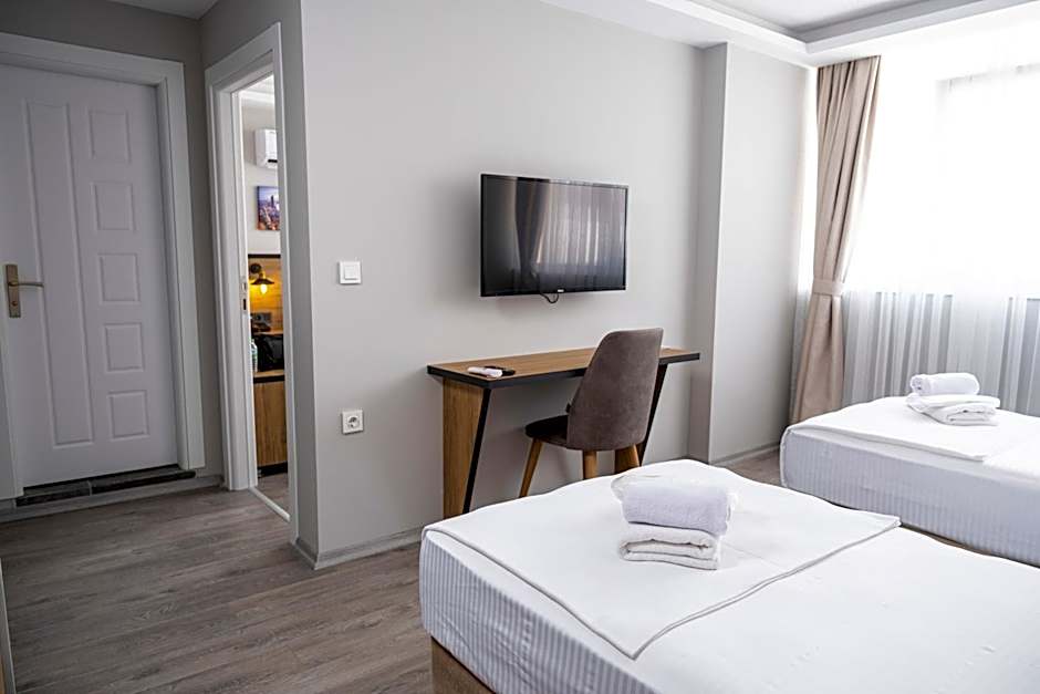 Comfort Center Suit Hotel