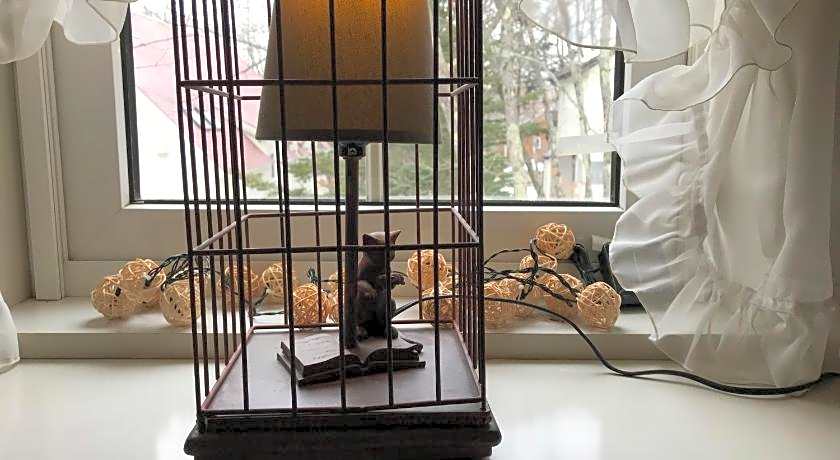 Petit Hotel Kurumi and Milk