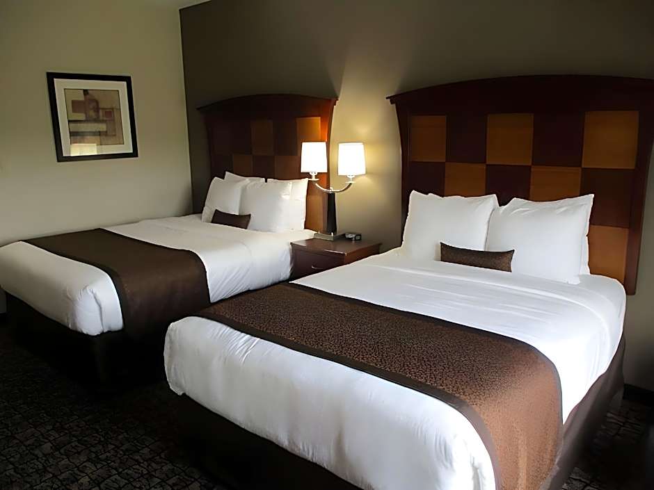 Best Western Carthage Inn & Suites