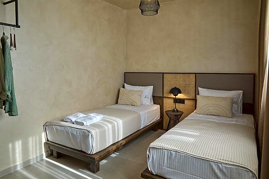 Casa Tsouka ApartHotel