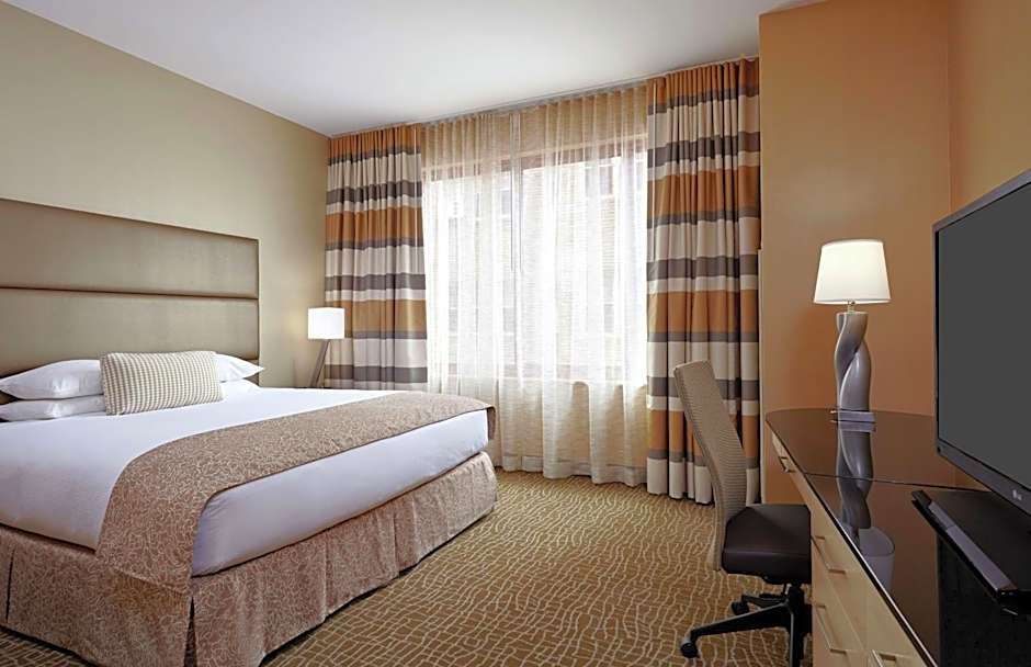 DoubleTree by Hilton - Philadelphia Center City