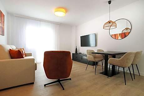 Classic Master Suite with Two Bedrooms and Sea View