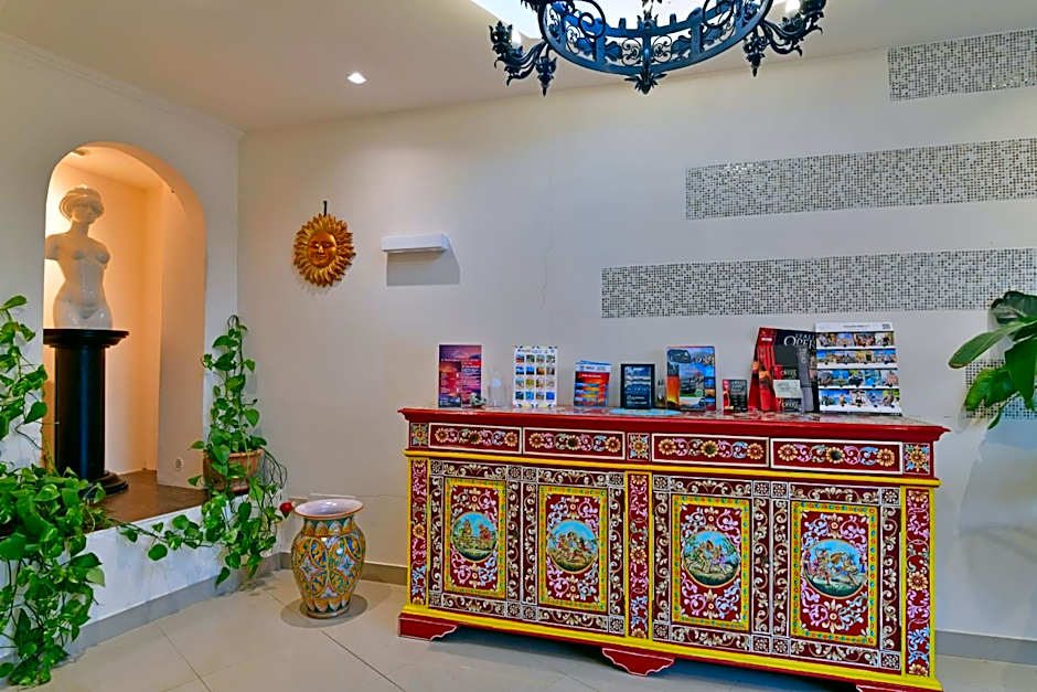Hotel & Apartments Villa Linda
