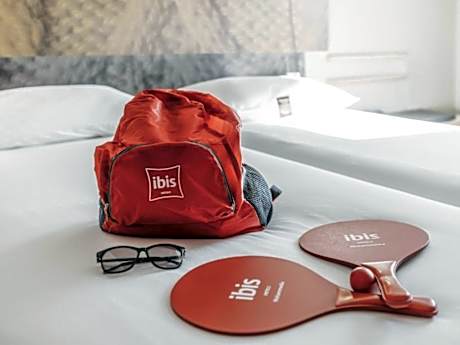 Standard Room with 3 Single Bed