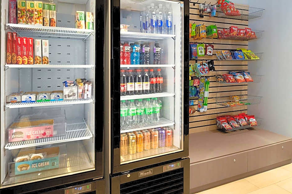 Holiday Inn Express & Suites - Bullhead City By IHG