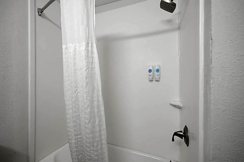 Comfort Inn & Suites Cincinnati Eastgate