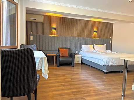 Suite - 2 Adults and 1 Child