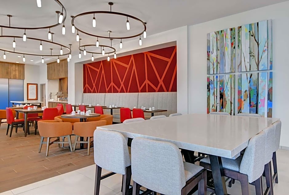 Hilton Garden Inn Madison Huntsville Airport