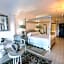 Misty Waves Boutique Hotel