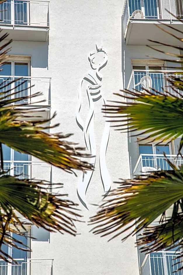 Hotel Sayonara