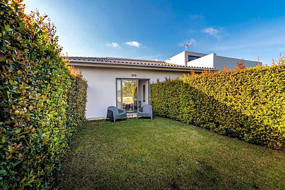 Mercedes Country House