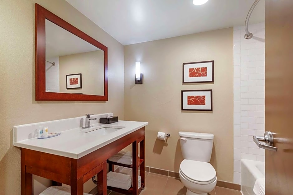 Comfort Inn & Suites Aberdeen