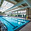 Sub-Penthouse Apartment with Jacuzzi Pool & Sauna