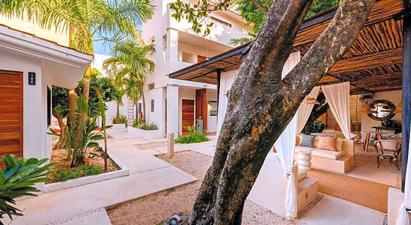 Hotel Aalada Playa del Carmen