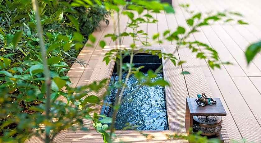 HOTEL PetitBALI GARDEN Shin-Okubo - Adult Only