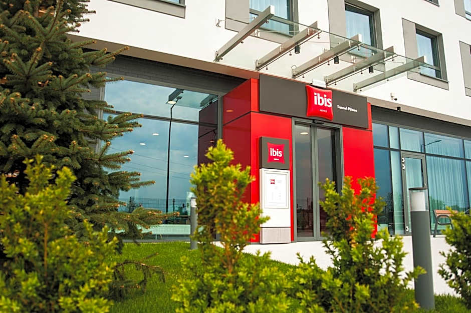 Ibis Poznan Polnoc