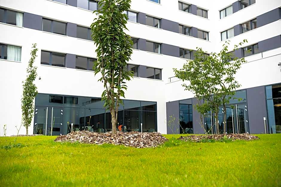 Holiday Inn Paris CDG Airport By IHG