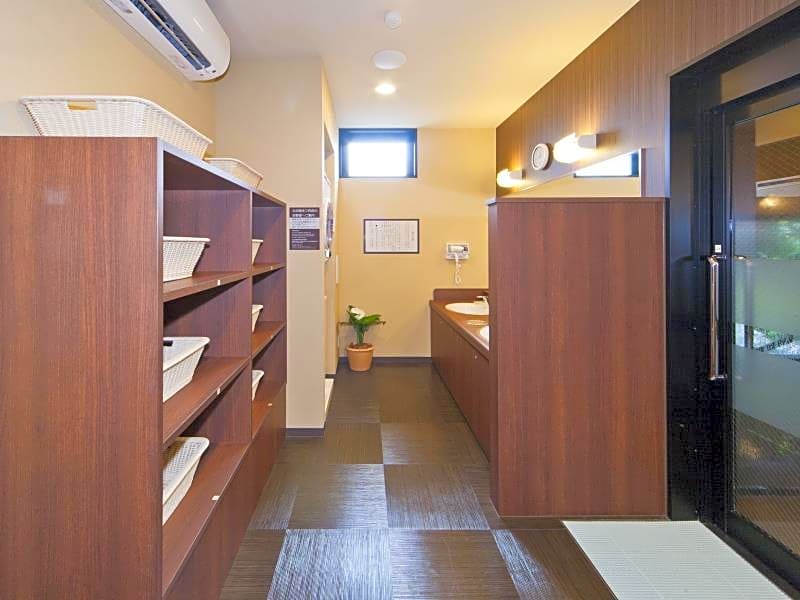 Hotel Route Inn Saiki Ekimae