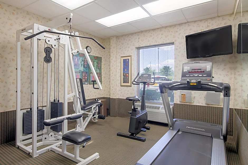 MainStay Suites Roanoke Airport