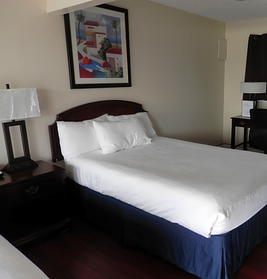 Blue Coast Inn and Suites