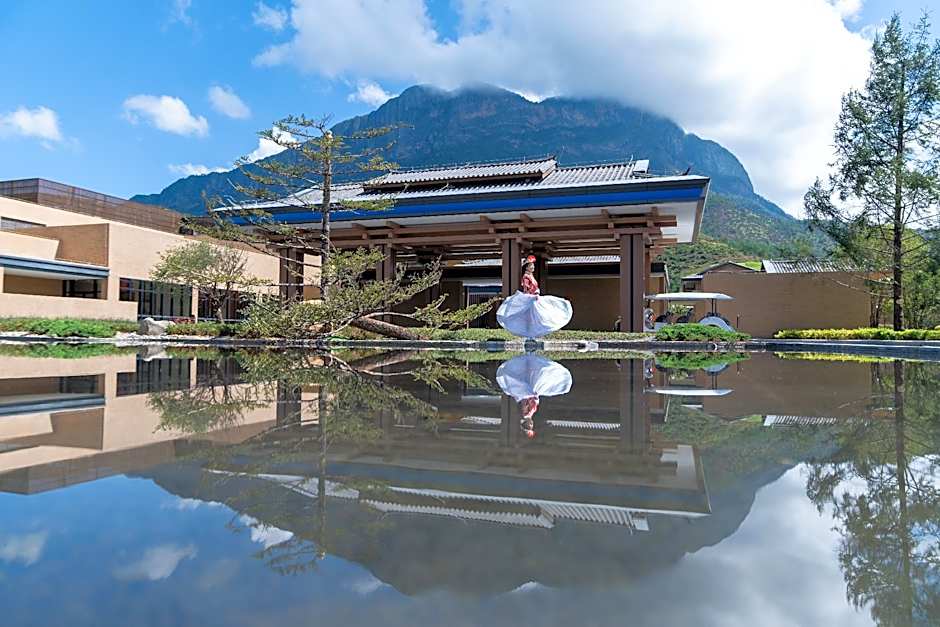 Hotel Indigo Lugu Lake By IHG