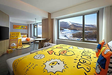 Cartoon Theme Twin, Family room, 2 Double