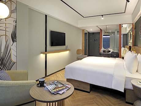 Comfort XL - King Room with Unlimited Self-Service Laundry