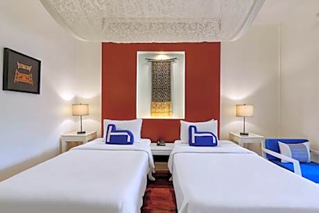 Garden Wing Twin - Pool View