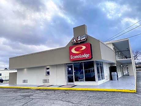 Econo Lodge Airport