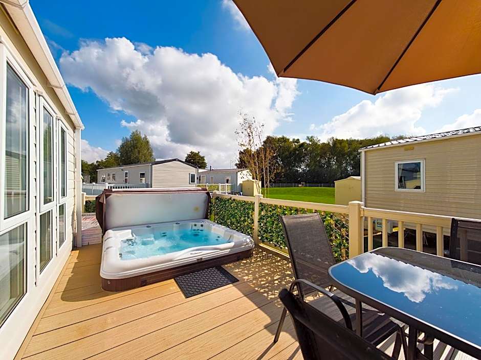 Tattershall Lakes Mini Breaks - Osprey Rise