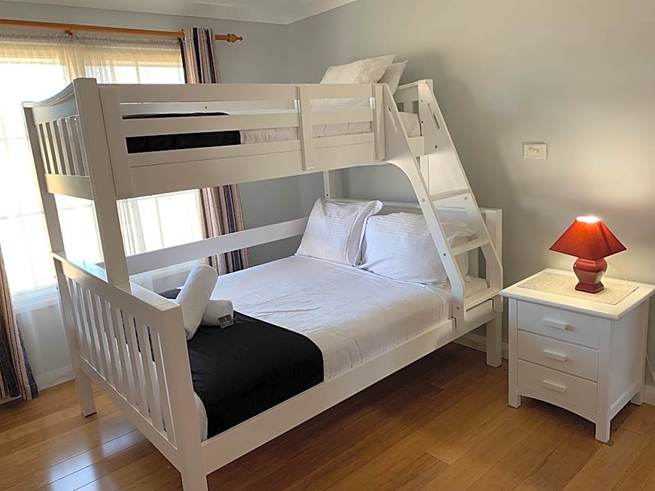 Branxton House Motel