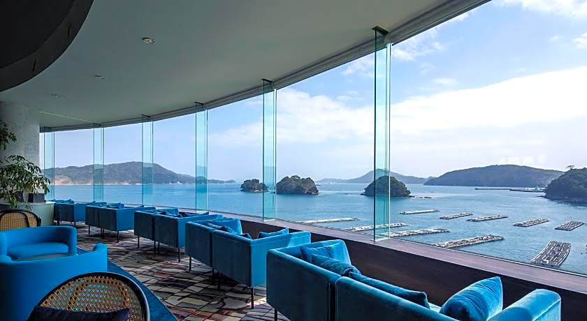 Toba Grand Hotel