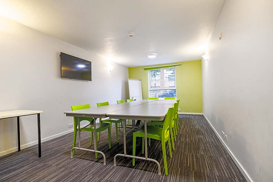YHA Liverpool Albert Dock