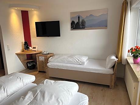 Triple Room with Balcony