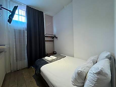 Triple Room with Balcony