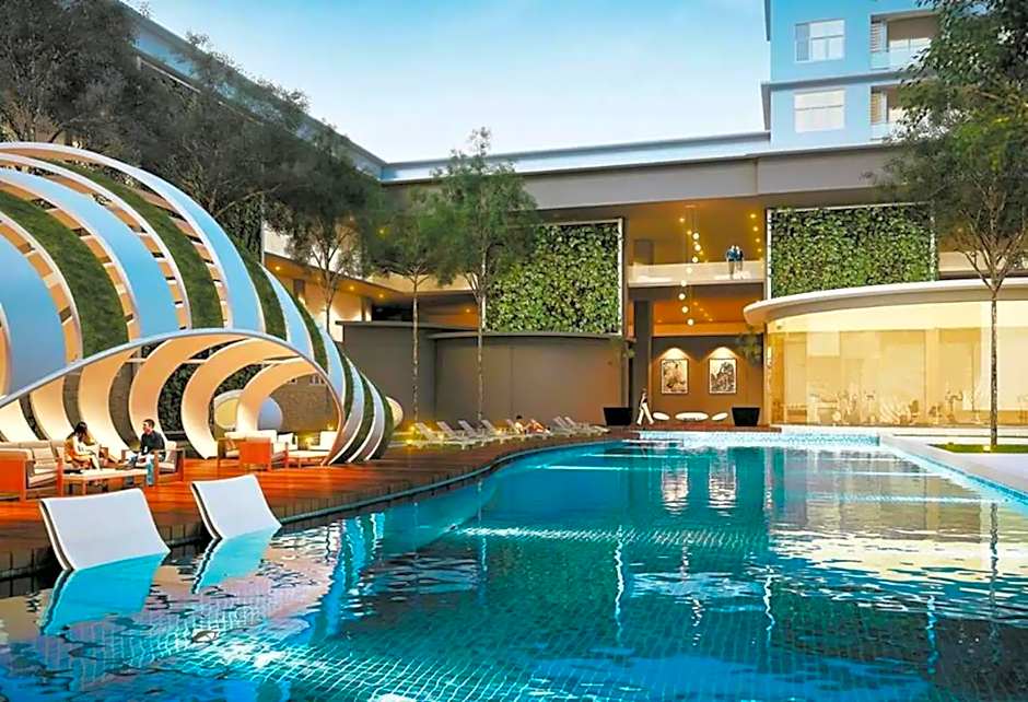 Puchong Skypod Residence @ Hostay