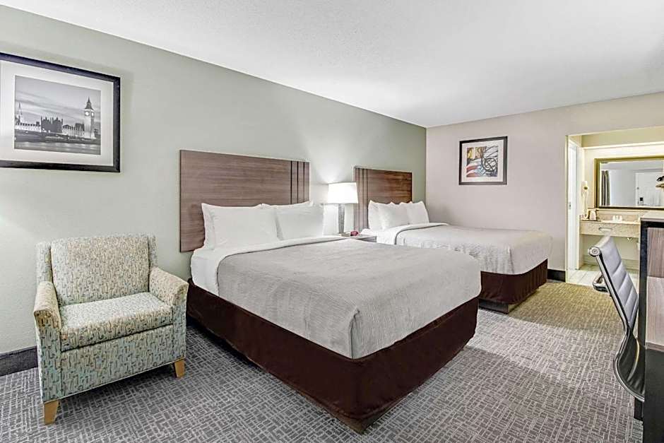 Quality Inn - White House