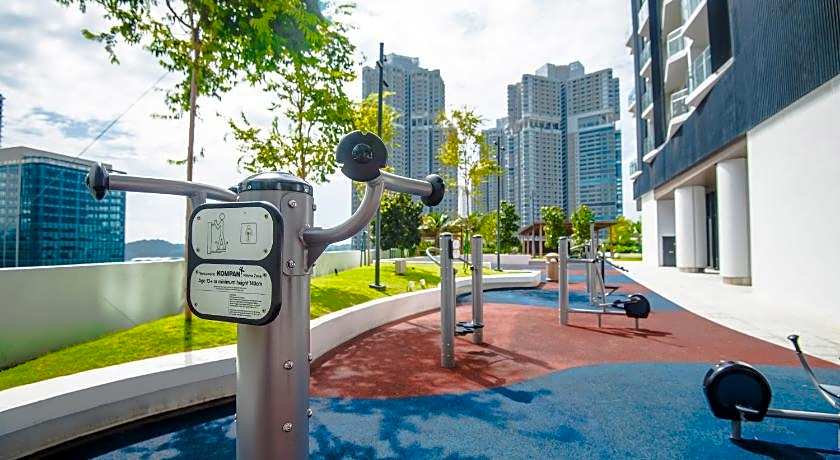 Stay @ Almas Puteri Harbour