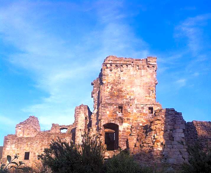 Aberdour Hotel, Stables Rooms & Beer Garden