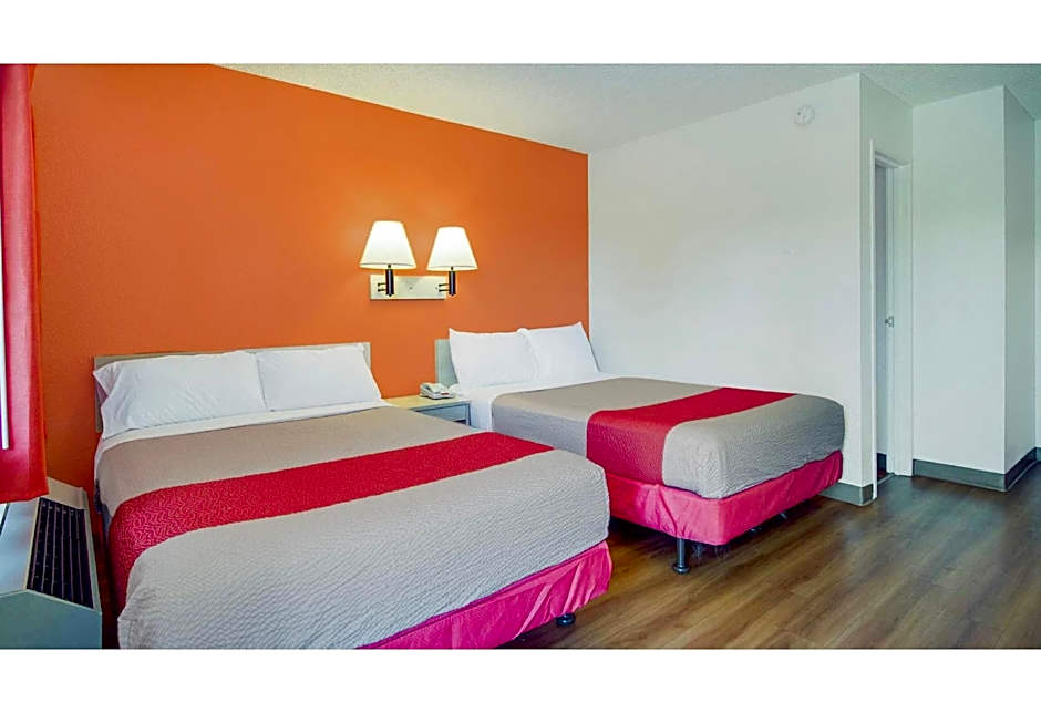 Motel 6-Tacoma, WA - Fife