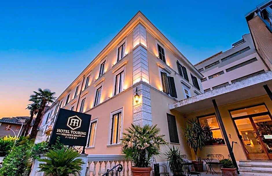 Hotel Touring Wellness & Beauty