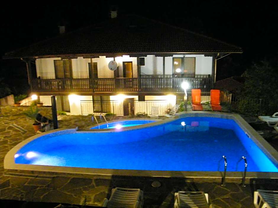 Family Hotel Chiflik Hills