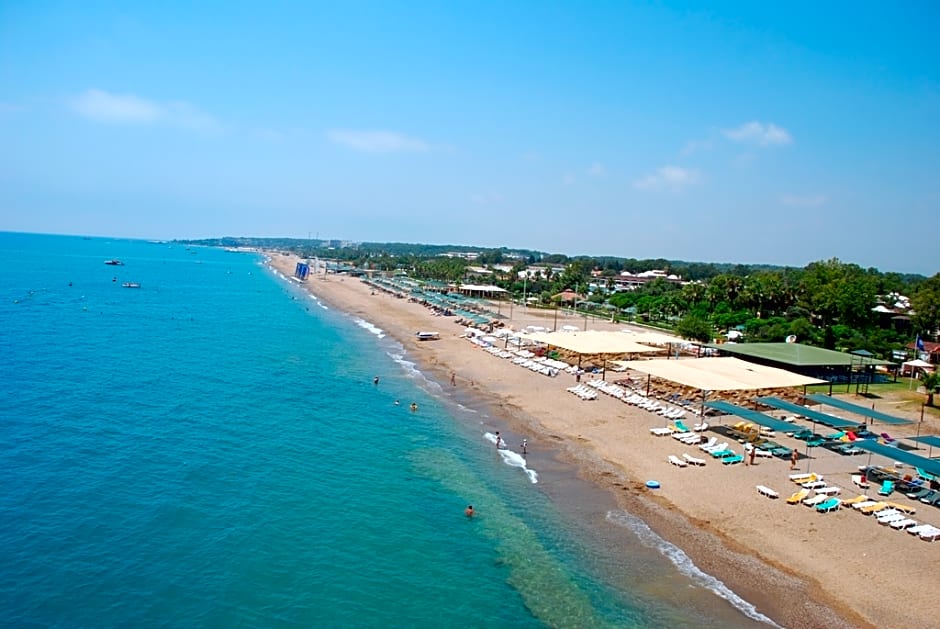 Maya World Hotel Side