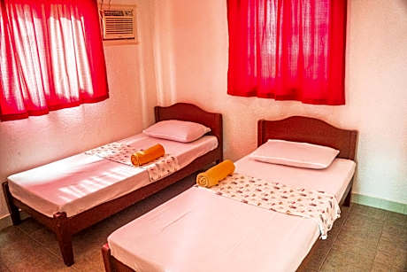 Golda Coast Resort - Oslob