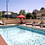 Days Inn & Suites by Wyndham Commerce