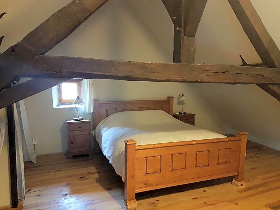 Le Petit Moulin